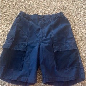 Columbia boys, size large, navy shorts.